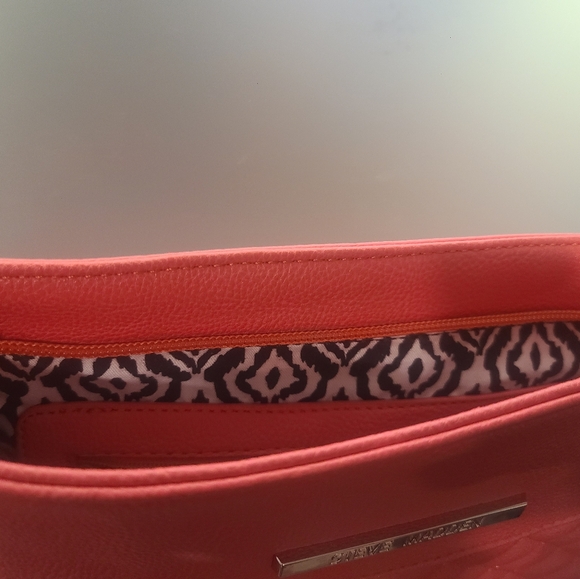 Steve Madden Coral Quilted Shoulder Crossbody Bag - Picture 4 of 15